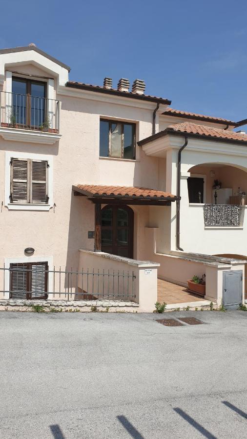 A Casa Di Daniele Apartment Porto Potenza Picena Bagian luar foto