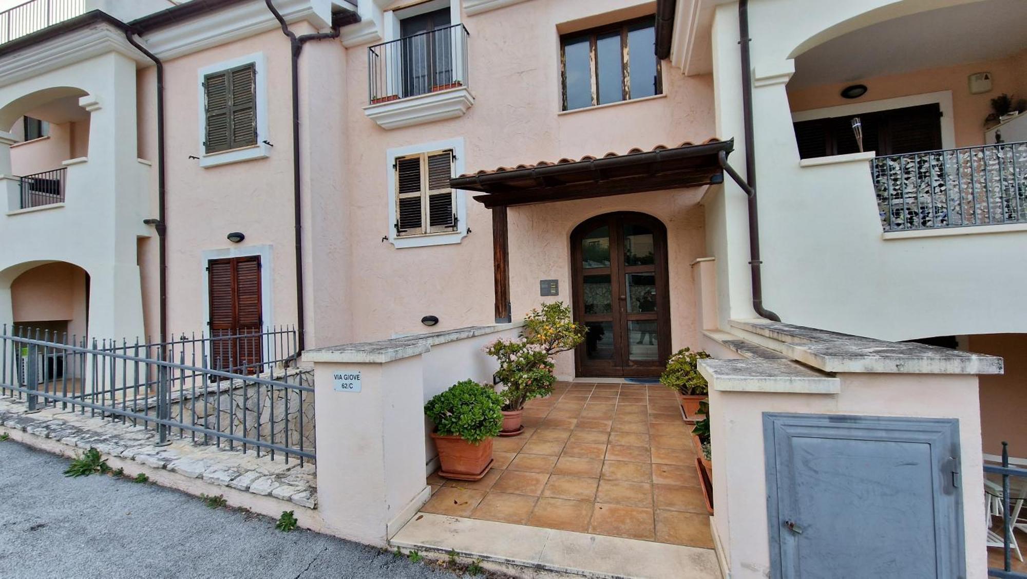 A Casa Di Daniele Apartment Porto Potenza Picena Bagian luar foto